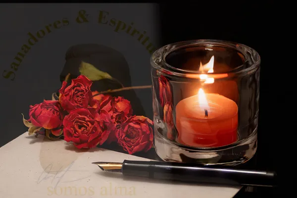 Imagen flores y velita